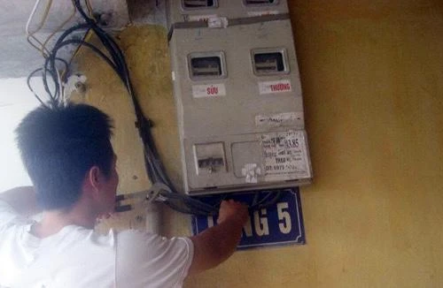 Xử lý hình sự cá nhân câu trộm điện nhà hàng xóm từ 2 triệu đồng trở lên