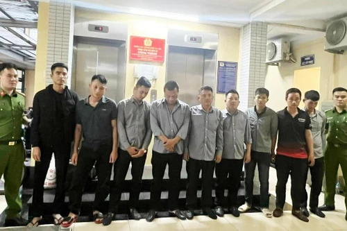 Người thuê Công ty mua bán nợ Hưng Thịnh đòi nợ có phải chịu trách nhiệm liên đới?