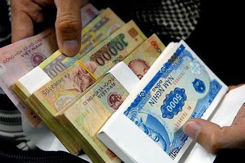 Nguy cơ vớ phải tiền giả, 'bùng' cọc khi đổi tiền lẻ, tiền mới qua mạng