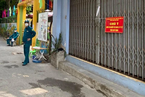 Cách ly mọi người dân từ vùng có dịch Covid về quê ăn Tết là trái quy định