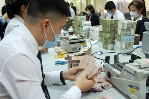 Hàng loạt thay đổi quan trọng về tiền lương, thu nhập của cán bộ công chức từ 1-1-2023