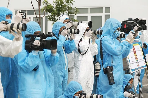 Báo chí chính thống là dòng chủ lưu củng cố niềm tin và sức mạnh của dân tộc 