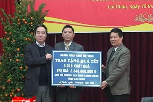 Vietinbank trao hơn 4000 suất quà Tết cho người dân tỉnh Sơn La 