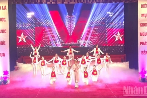 Thi đua yêu nước góp phần chấn hưng và phát triển văn hóa Việt Nam trong kỷ nguyên mới 