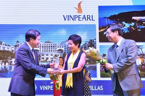 Vinpearl đạt Top 10 danh giá The Guide Awards 2016
