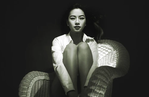 Người mẫu Hoàng Nhung: Sẵn sàng nude vì nghệ thuật