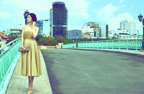 Hoa hậu Triệu Thị Hà “ngược thời gian” hoá quý cô kiêu sa