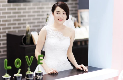 Hotgirl “Quả tim máu” tung ảnh cô dâu tuyệt đẹp