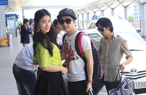 DJ Oxy “hộ tống” Bằng Cường ra sân bay lưu diễn xóa tan tin đồn hủy hôn