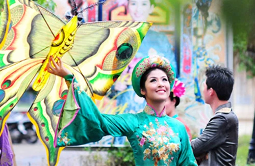 Hoa hậu Ngọc Hân và giấc mơ người đại sứ nhân dân