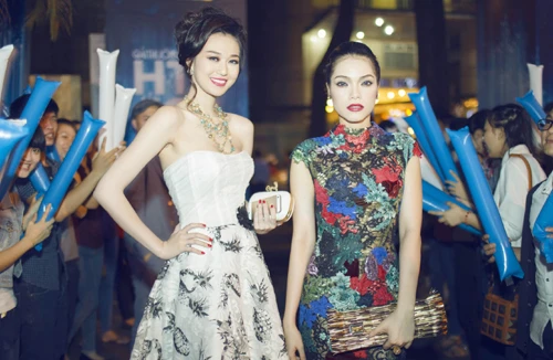 Khánh My và Quách An An kiêu sa với đầm dạ hội