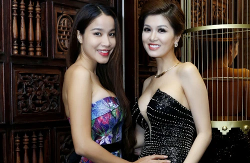 Oanh Yến trễ nải vòng 1, đọ dáng cùng bà mẹ đơn thân Bảo Trúc