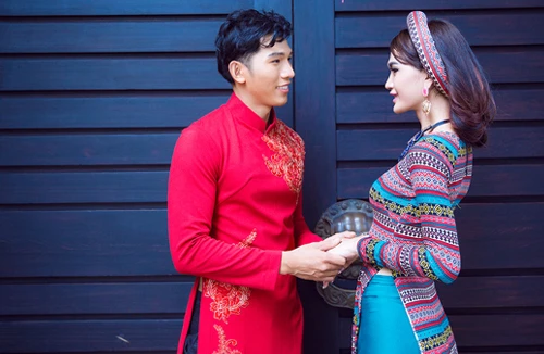 Mỹ nhân chuyển giới “hớp hồn” siêu mẫu Ngọc Tình