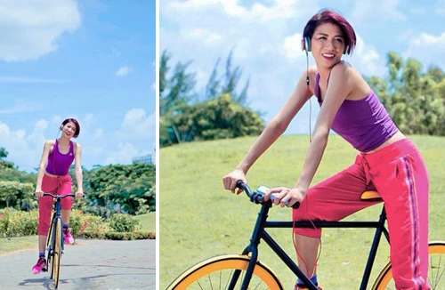 Trang Khàn đạp xe khoe dáng chuẩn