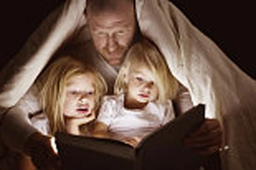 Trẻ ngủ ít, dễ bị trầm cảm