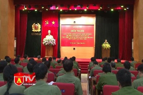 Người dân hài lòng khi giải quyết thủ tục hành chính trong CAND