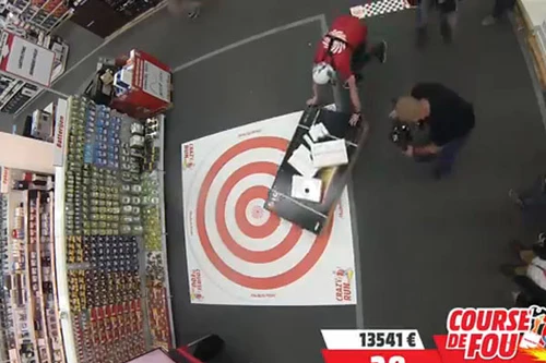 Ngỡ ngàng chàng trai kiếm được hơn 600 triệu đồng chỉ trong 100 giây