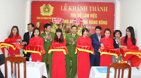 Có trụ sở mới, càng phải phục vụ nhân dân tốt hơn nữa