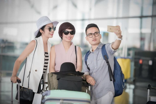 Ngọc Hân tiết kiệm tiền để cho bố mẹ du lịch Nhật Bản