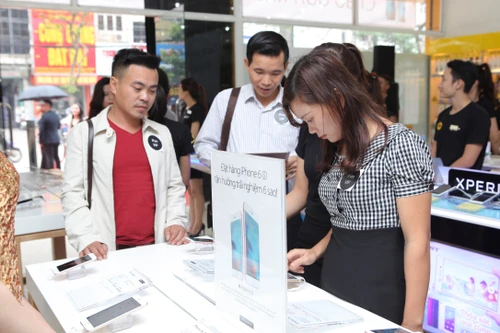 Thế Giới Di Động bán được hơn 2.400 iPhone 6s và iPhone 6s Plus