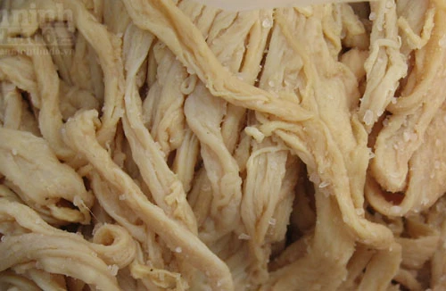 Kinh hoàng vỏ xúc xích, lạp sườn thối um