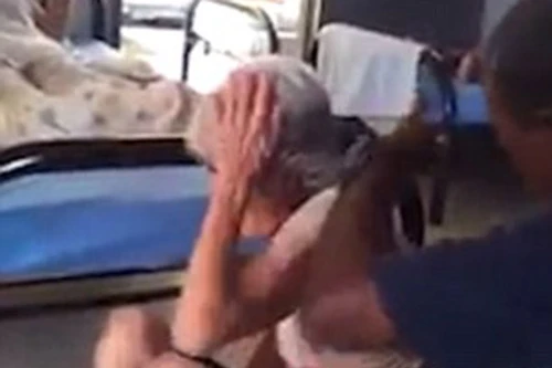 Dân mạng phẫn nộ y tá hành hạ cụ già trong viện dưỡng lão