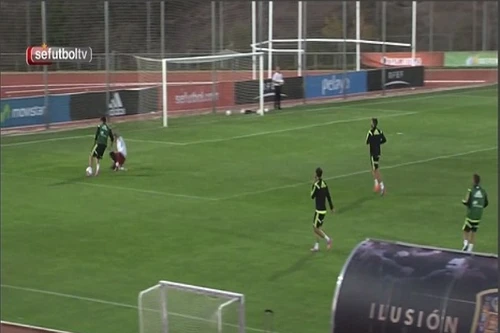 Chiêm ngưỡng clip vua phá lưới EPL biến “thánh Iker” thành “gã hề”