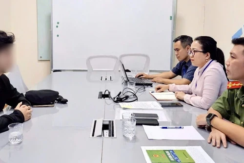 Đấu tranh với vấn nạn "lộng ngôn", hành vi phản cảm và lừa đảo niềm tin trên mạng xã hội (2): "Nhờn" quy tắc nên phải "chắc" quy định