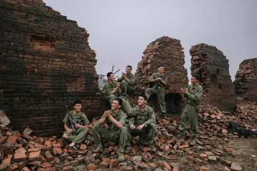 Vượt mốc 700 tỷ doanh thu, "Mưa đỏ" sẽ rời rạp chiếu vào ngày 29/9