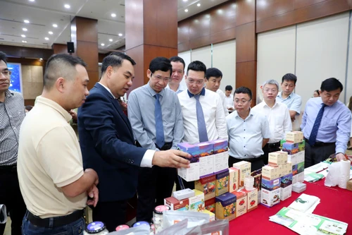 Các giải pháp để báo chí đồng hành xây dựng và phát triển văn hóa doanh nghiệp