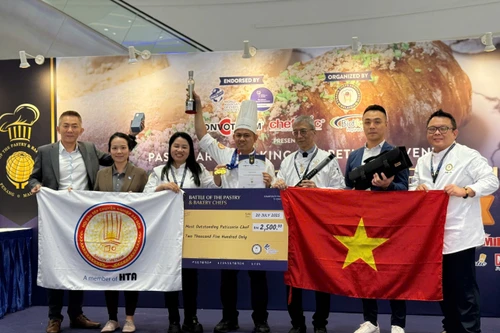 Việt Nam vô địch cuộc thi bánh ngọt và bánh mì quốc tế