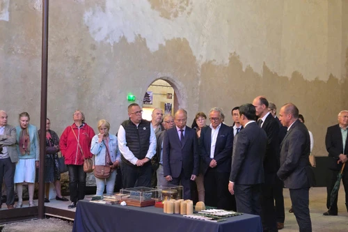 Khai mạc Không gian quảng bá di sản Hoàng thành Thăng Long và Khu di tích Cổ Loa tại Pháp