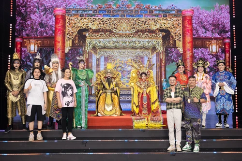 Đạo diễn Hoàng Nhật Nam kể về những tình huống "lỡ lời" ở Táo Xuân 2025