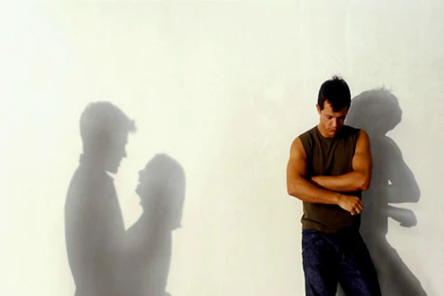 Nếu ngoại tình là xấu, người đời sao khinh nữ, bênh nam?