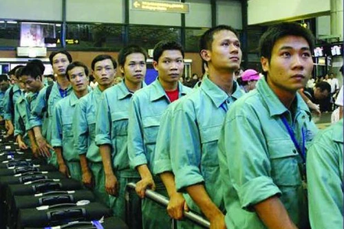 Dẻo mép lừa, ôm gần 1 tỷ đồng bỏ trốn