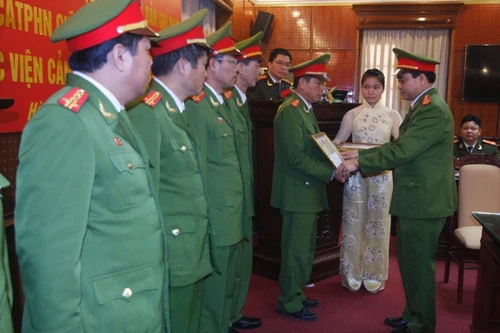 Gắn kết lý luận với thực tiễn công tác phòng chống tội phạm