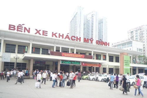 Mâu thuẫn tranh giành khách đi xe liên tỉnh, bị đâm lòi ruột