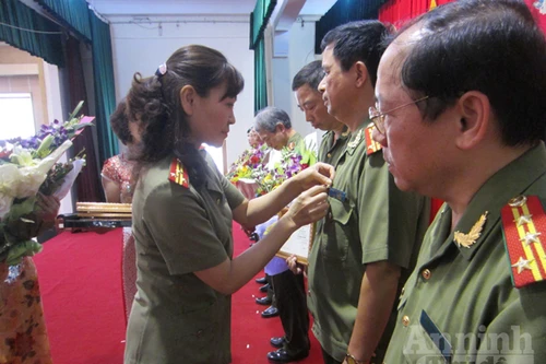 Nhiều gương điển hình tiên tiến qua các phong trào thi đua 