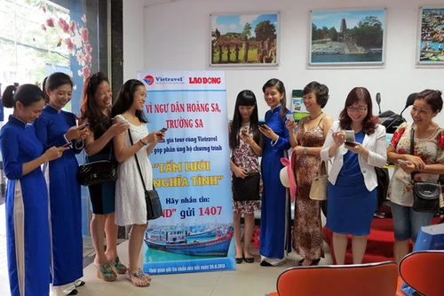 "Cùng em cắp sách tới trường"