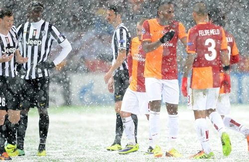 Vô địch vì đối thủ quá yếu