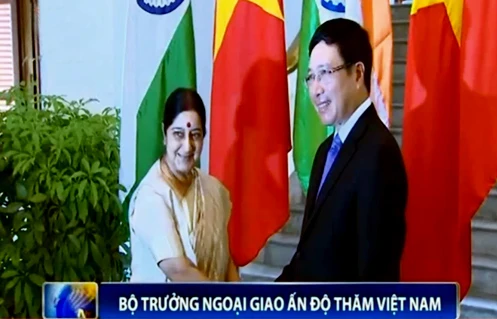 Bộ trưởng Ngoại giao Ấn Độ thăm Việt Nam
