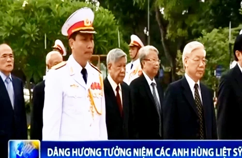Lãnh đạo Đảng, Nhà nước dâng hương tưởng niệm các anh hùng liệt sỹ