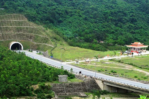 Dạo bước Hoành Sơn