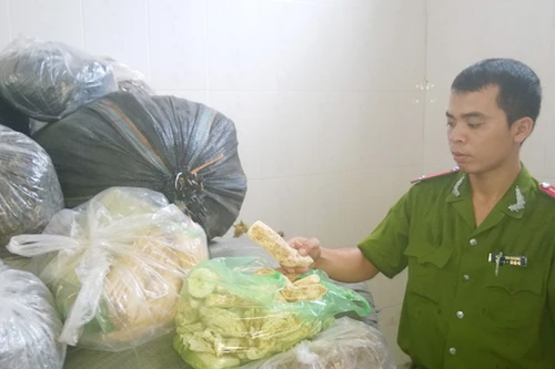 Hơn 3 tấn dược liệu không rõ nguồn gốc