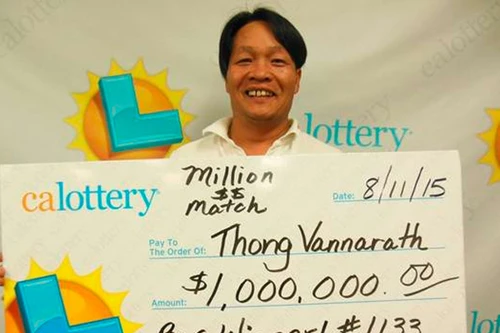 Đi cắt tóc, trúng thưởng 1 triệu USD 