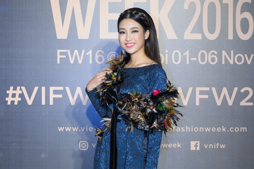 Hoa hậu Đỗ Mỹ Linh đọ sắc cùng hoa hậu Diễm Hương