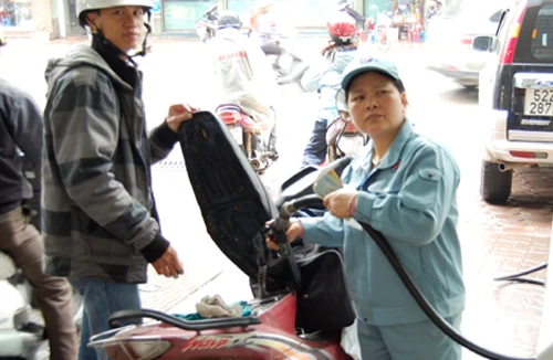 Bộ Tài chính yêu cầu giữ nguyên giá xăng dầu