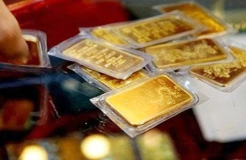 Chào thầu giá rẻ, NHNN bán gần hết 26.000 lượng vàng