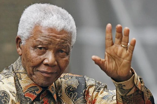 Cựu tổng thống Nelson Mandela cũng bị “đe dọa” cắt điện, nước