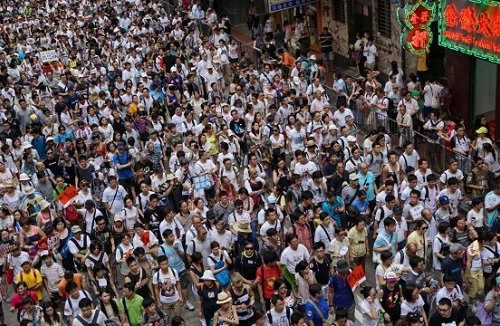 Hồng Kông: Hàng trăm người biểu tình yêu cầu dân chủ bị bắt giữ 